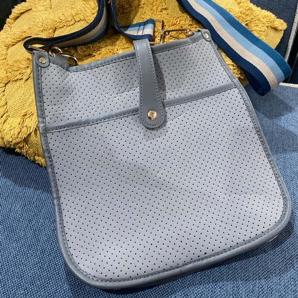 Threaded Pear Neoprene Courier Bag with “Choose Your Own” Wide Strap - Picture 5 of 5